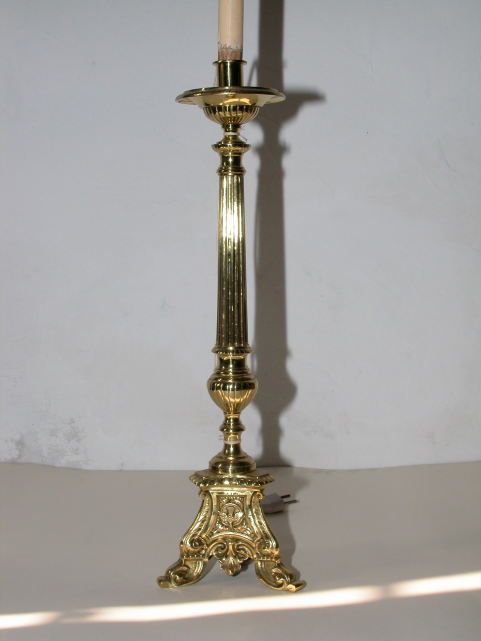 candelabro, serie - bottega marchigiana (metà sec. XX)