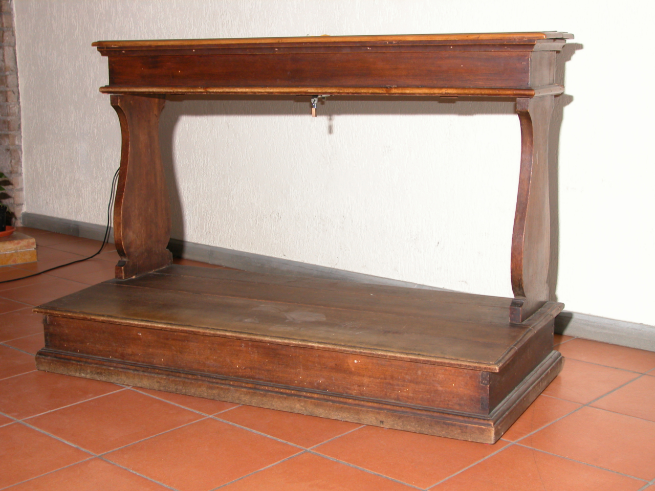 inginocchiatoio - bottega marchigiana (metà sec. XX)