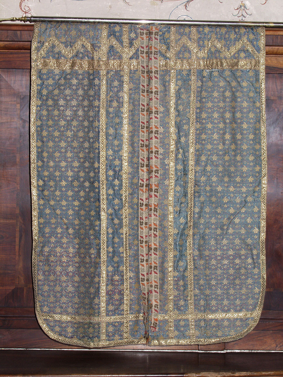 conopeo di tabernacolo - manifattura romana (seconda metà sec. XVIII)