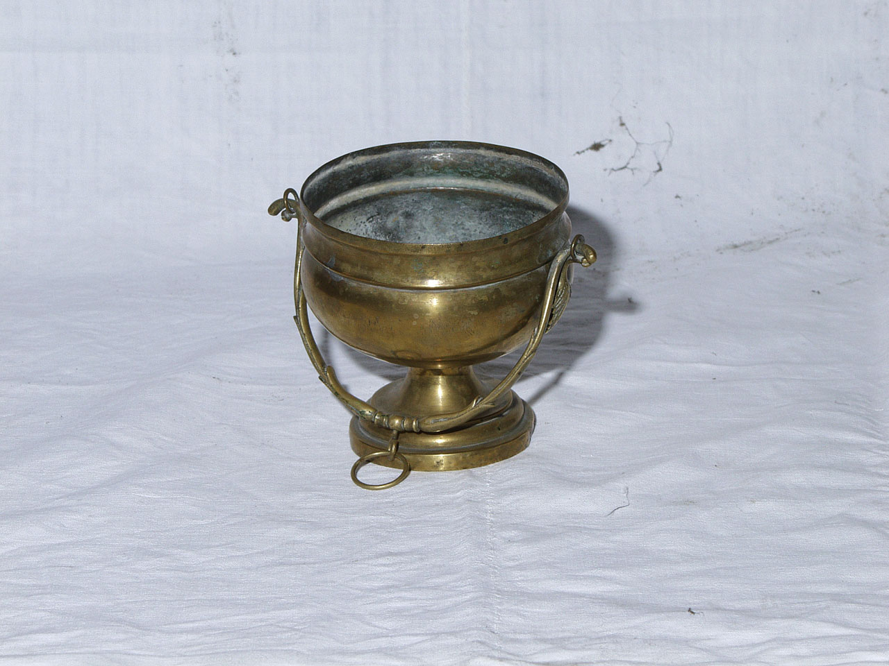 secchiello per l'acqua benedetta - bottega marchigiana (prima metà sec. XX)