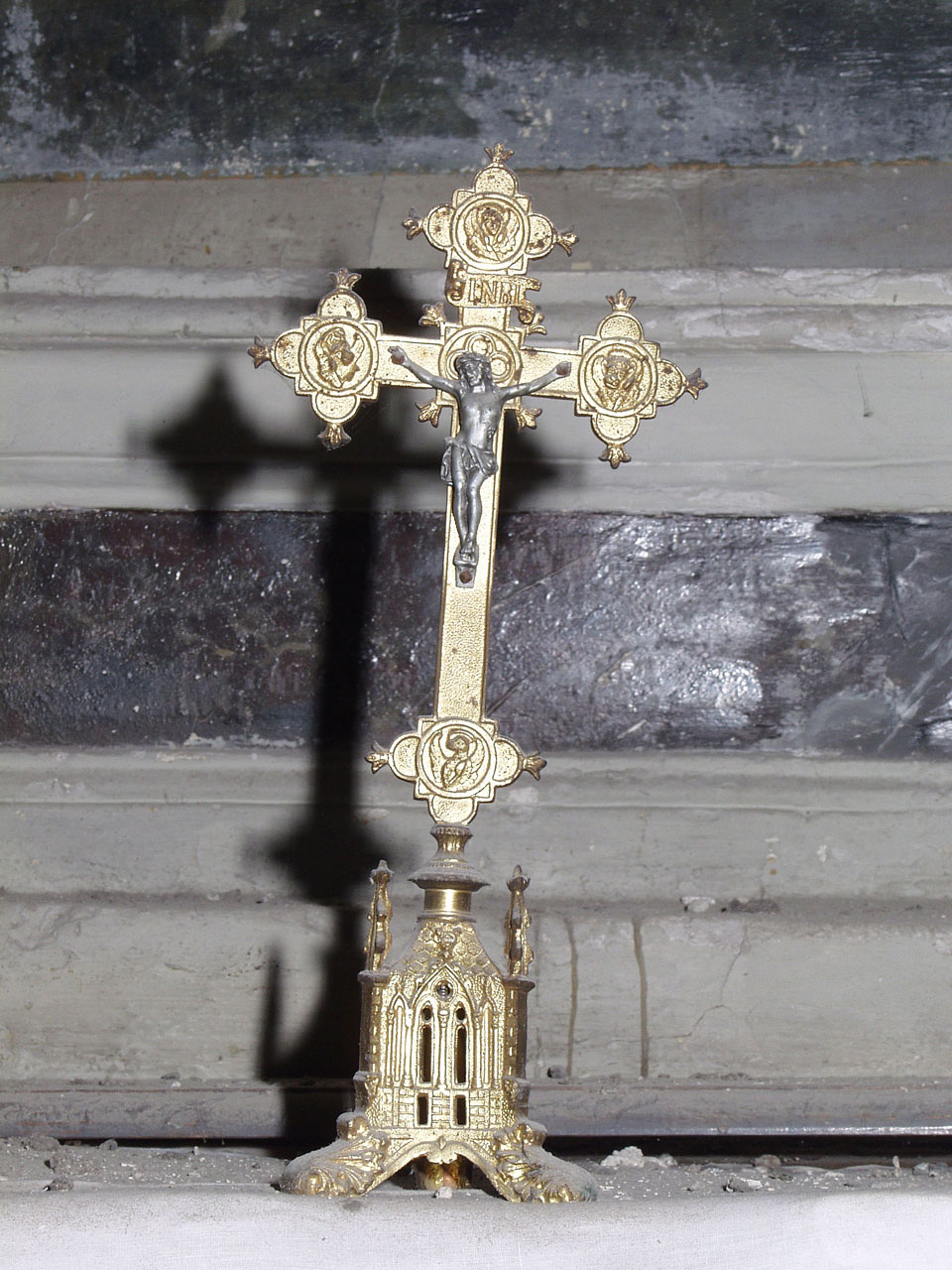 croce d'altare - bottega marchigiana (prima metà sec. XX)