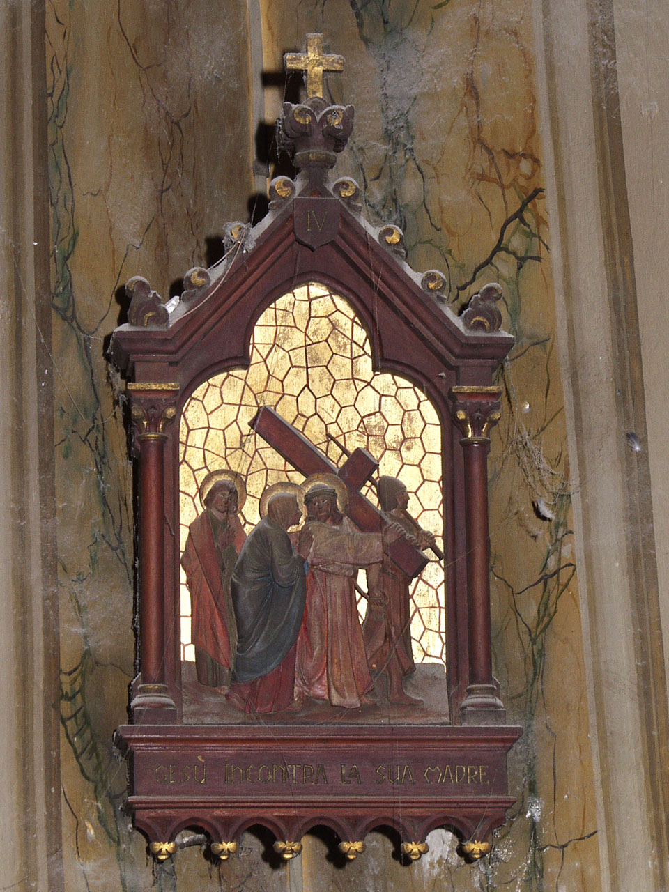 stazione IV: Gesù incontra la Madonna (Via Crucis, elemento d'insieme) - bottega marchigiana (prima metà sec. XX)