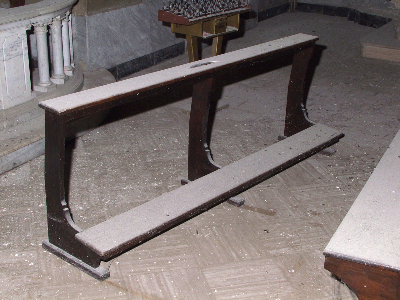 inginocchiatoio, coppia - bottega marchigiana (prima metà sec. XX)