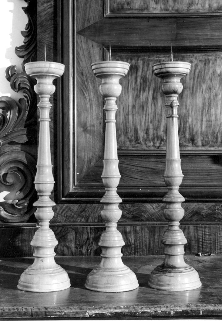 candeliere, serie - bottega marchigiana (fine/inizio secc. XVIII/ XIX)