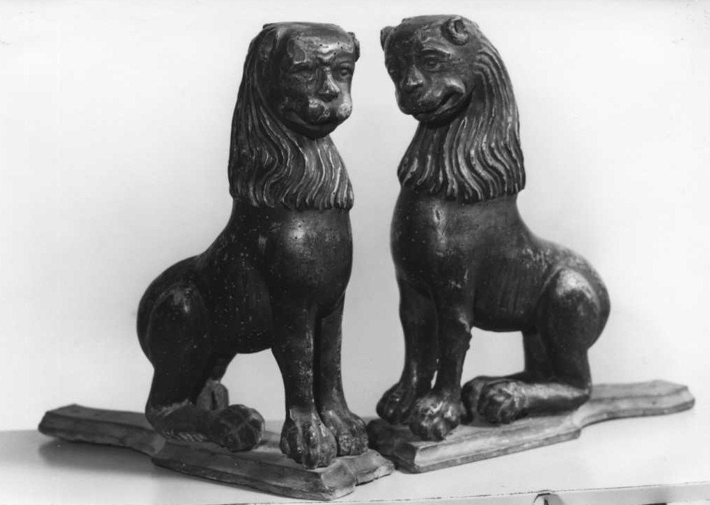 leone (statuetta, coppia) - bottega marchigiana (sec. XIV)