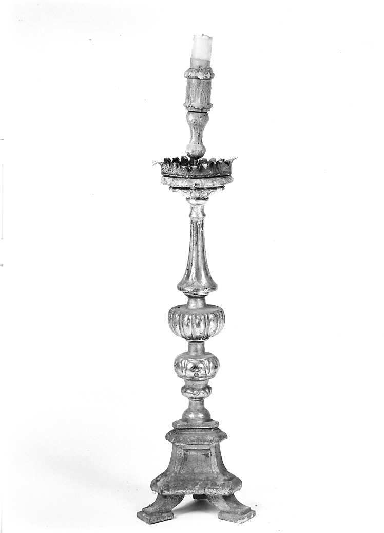 candeliere, serie - produzione marchigiana (sec. XVIII, sec. XIX)