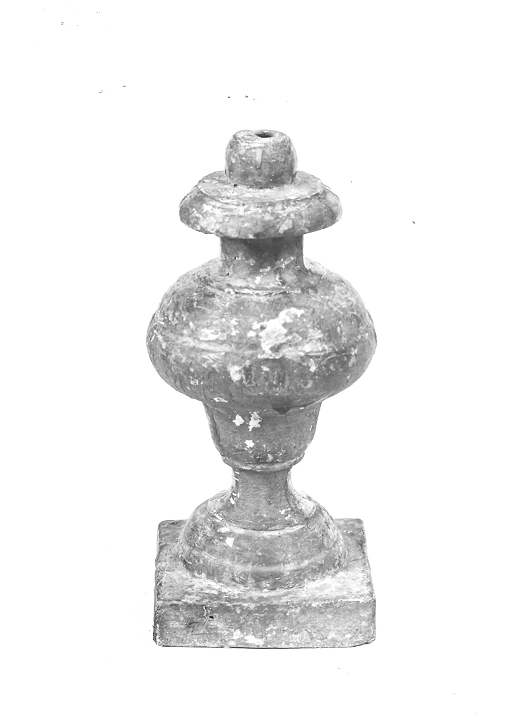 vaso d'altare con composizione floreale - bottega marchigiana (fine sec. XVIII, sec. XIX)