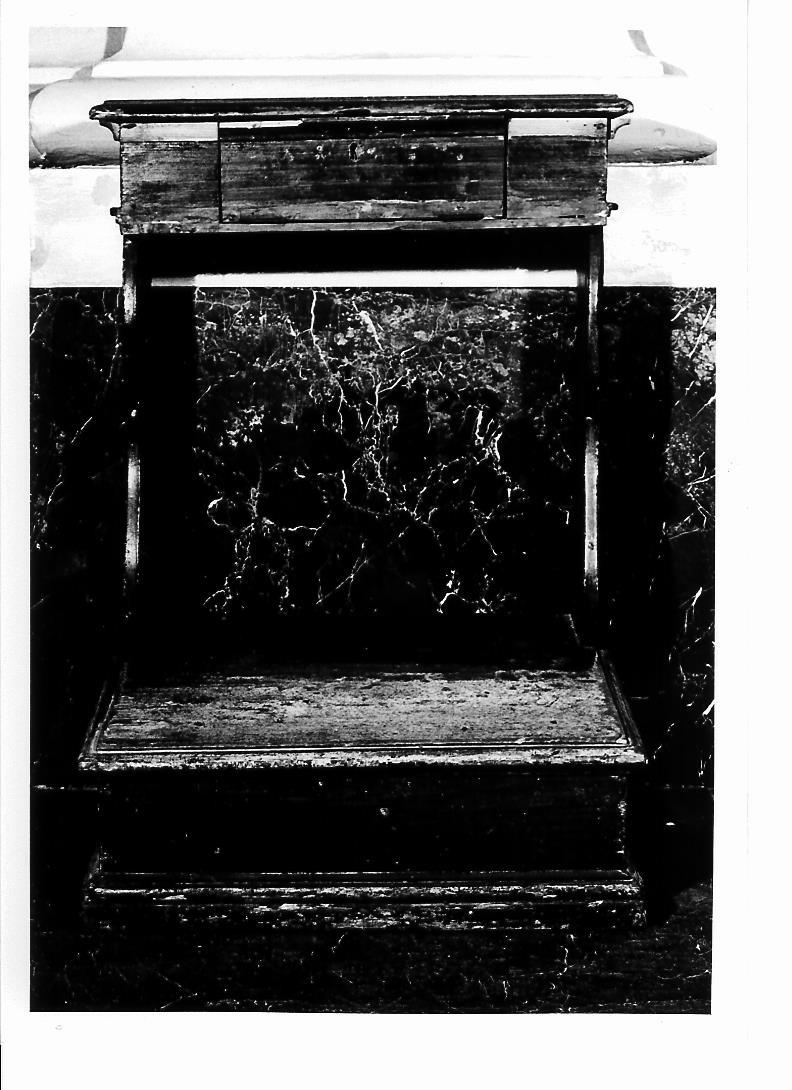 inginocchiatoio - bottega marchigiana (inizio sec. XX)