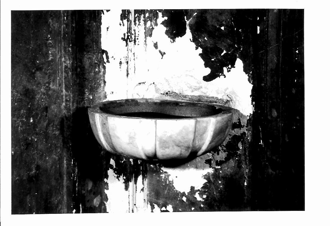 acquasantiera da parete - bottega marchigiana (sec. XIX)