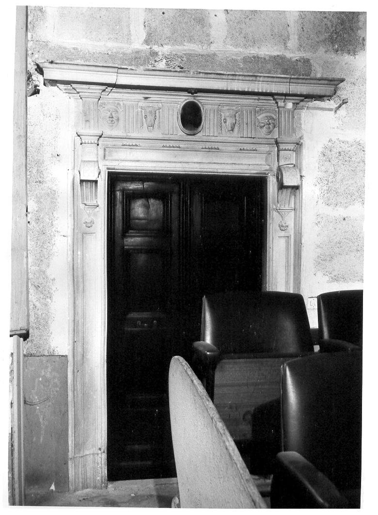 mostra di porta - bottega marchigiana (inizio sec. XVII)