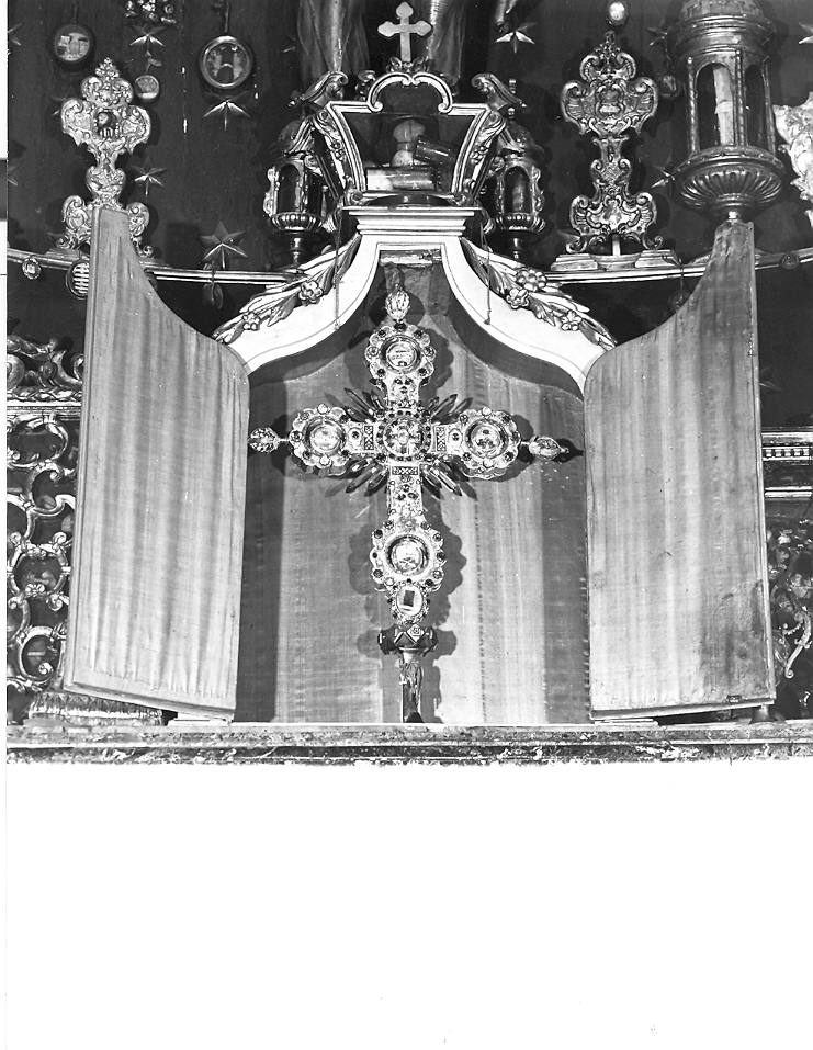 reliquiario - a croce - bottega marchigiana (sec. XIV)