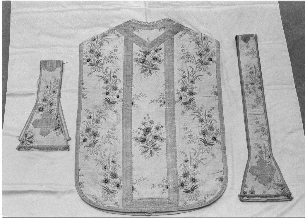 paramento liturgico, insieme - manifattura italiana (sec. XIX)