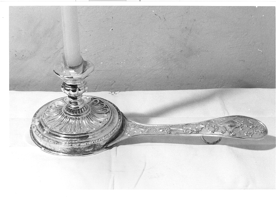 bugia - bottega italiana (sec. XIX)