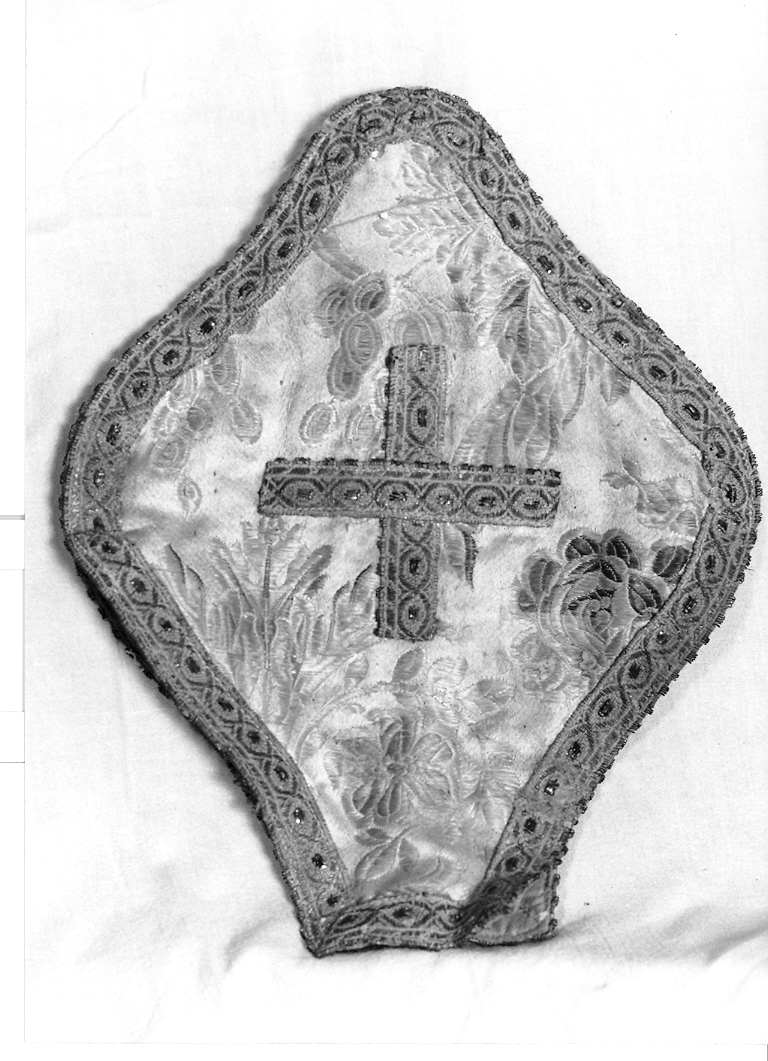 conopeo - manifattura marchigiana (prima metà sec. XIX)