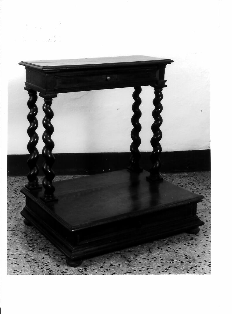 inginocchiatoio - bottega marchigiana (fine/inizio secc. XVII/ XVIII)