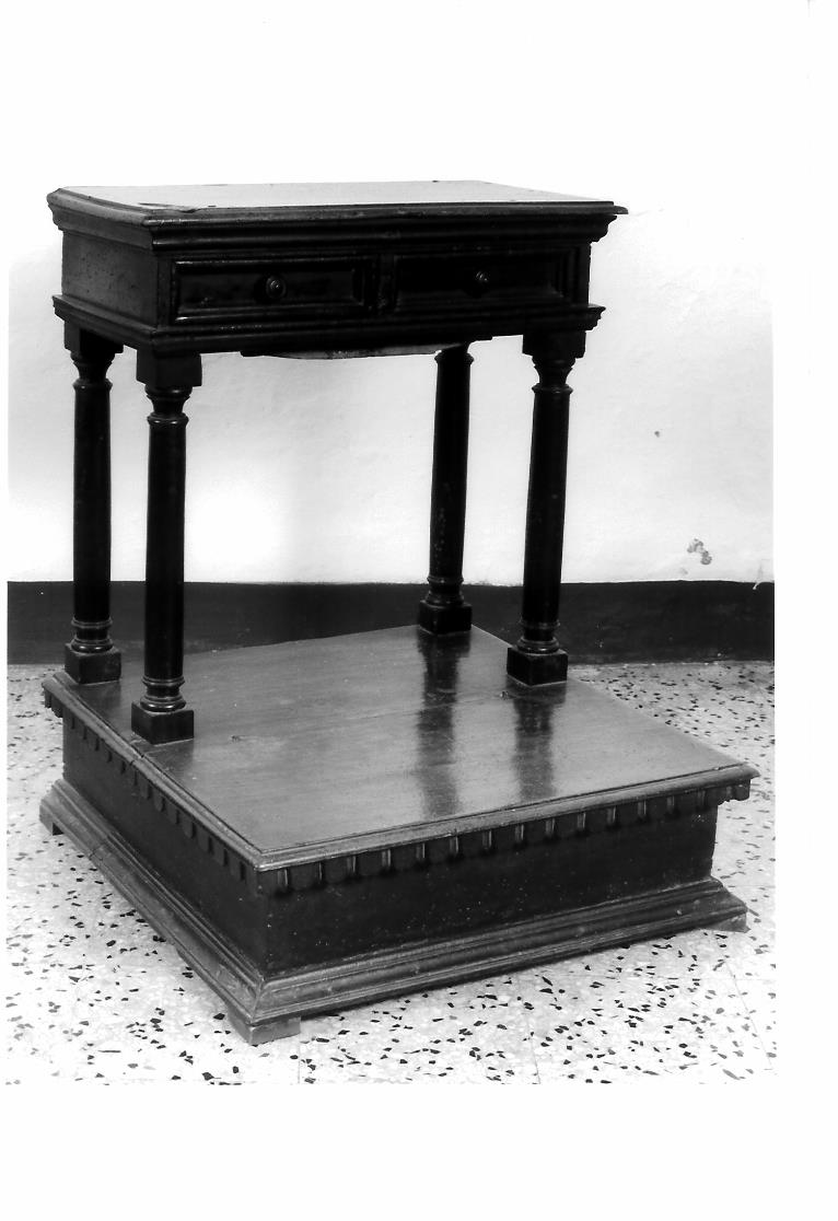 inginocchiatoio - bottega marchigiana (seconda metà sec. XVII)