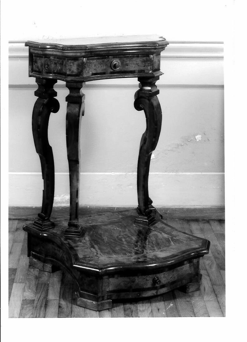 inginocchiatoio - bottega marchigiana (prima metà sec. XVIII)