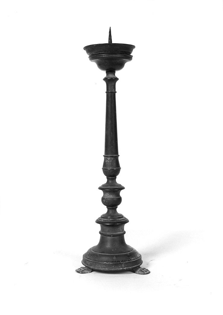 candeliere d'altare, serie - produzione italiana (ultimo quarto sec. XIX)