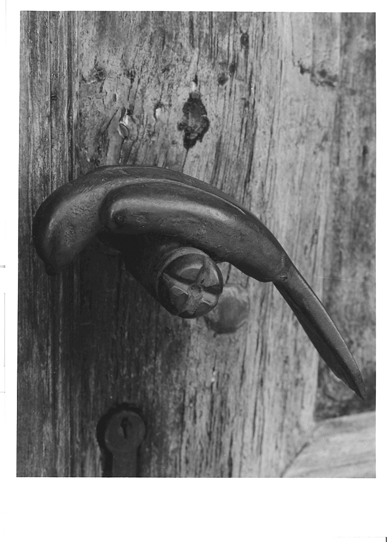 maniglia, elemento d'insieme - bottega marchigiana (primo quarto sec. XX)