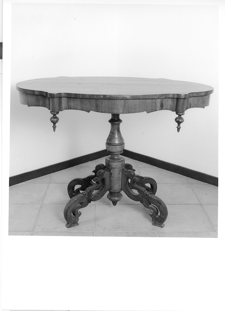 tavolino - bottega italiana (seconda metà sec. XIX)