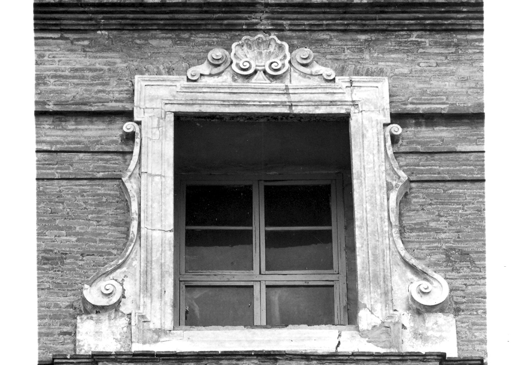 finestrone - ambito marchigiano (primo quarto sec. XVIII)