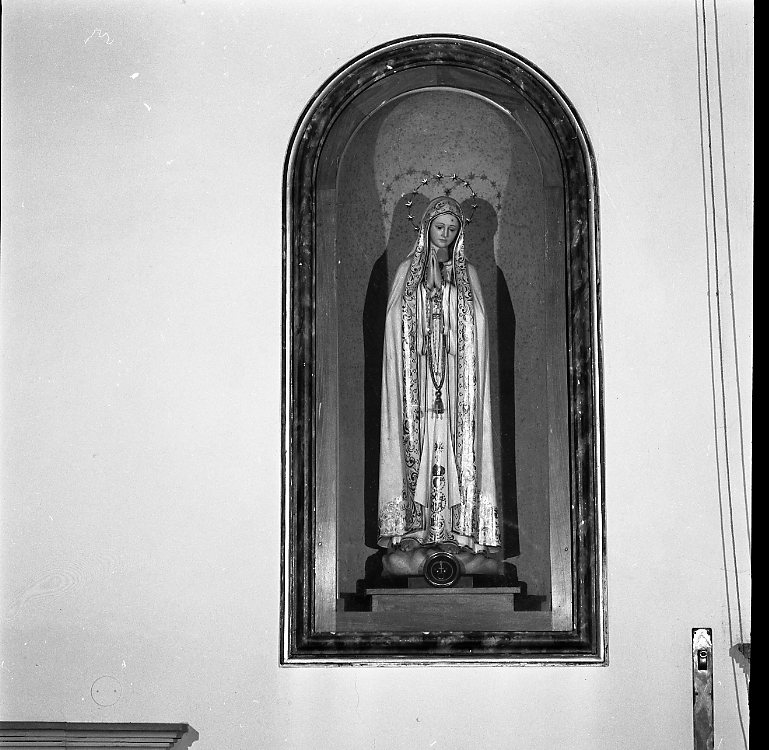 Madonna di Fatima (statua) - bottega marchigiana (metà sec. XX)