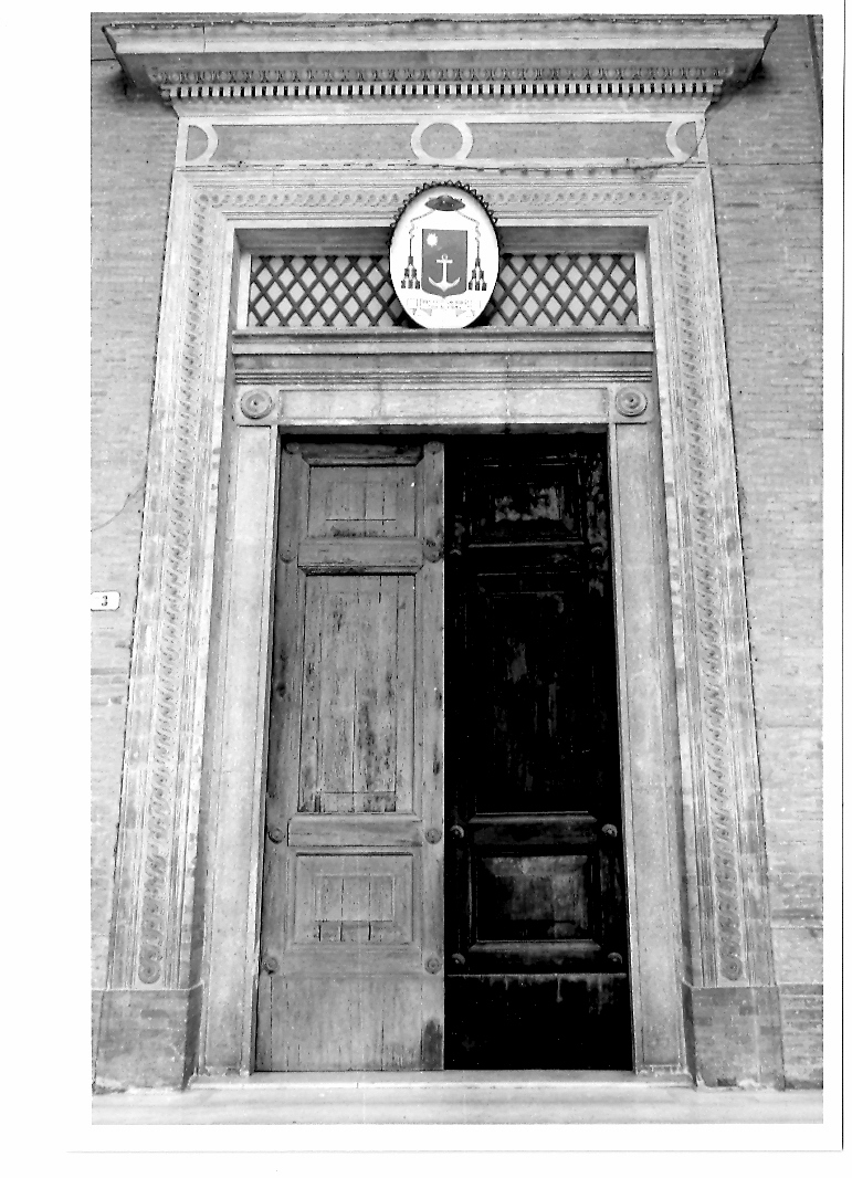 portale architravato - bottega marchigiana (sec. XIX)