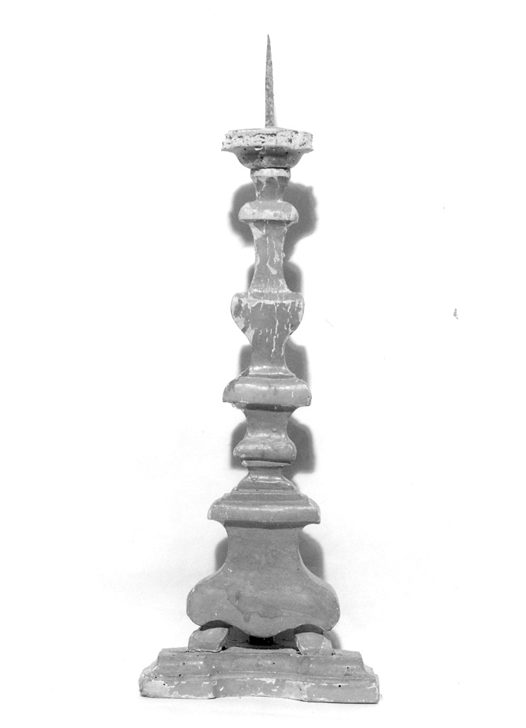 candelabro, coppia - bottega marchigiana (seconda metà sec. XVIII)