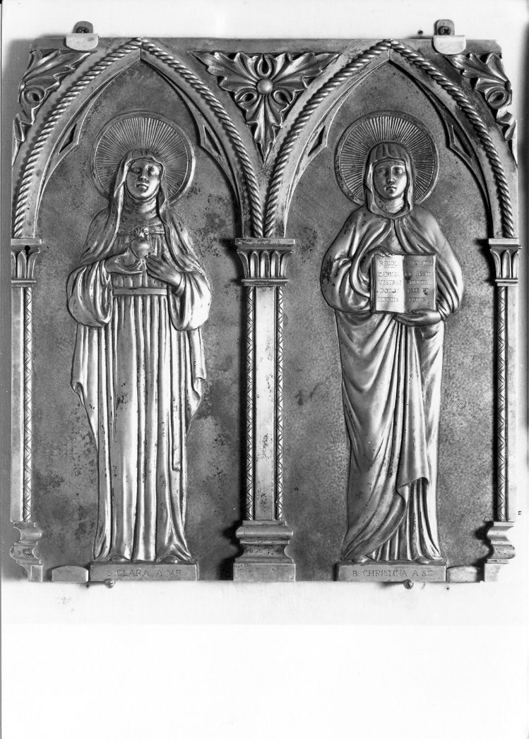 Santa Chiara e Santa Cristina (formella) - bottega romana (sec. XX)