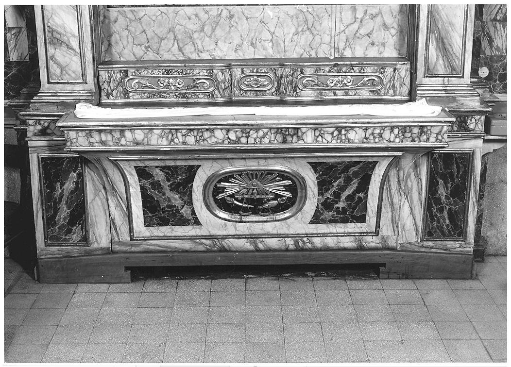 mensa d'altare - ambito marchigiano (prima metà sec. XIX)