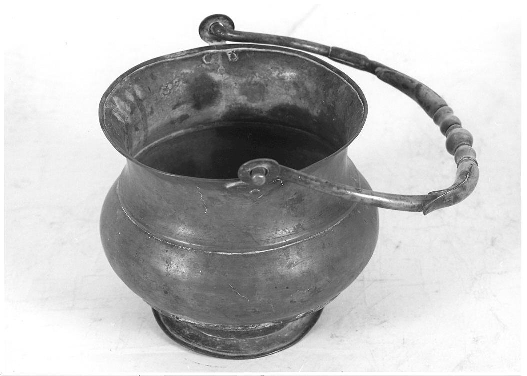 secchiello per l'acqua benedetta - bottega marchigiana (seconda metà sec. XVIII)