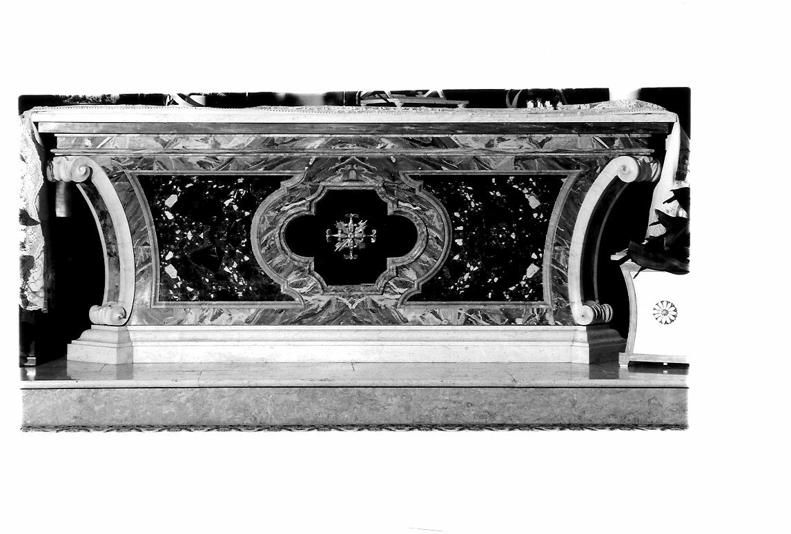 mensa d'altare - bottega marchigiana (sec. XVIII)