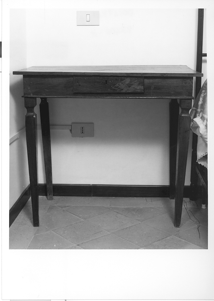 tavolo - bottega marchigiana (metà sec. XIX)