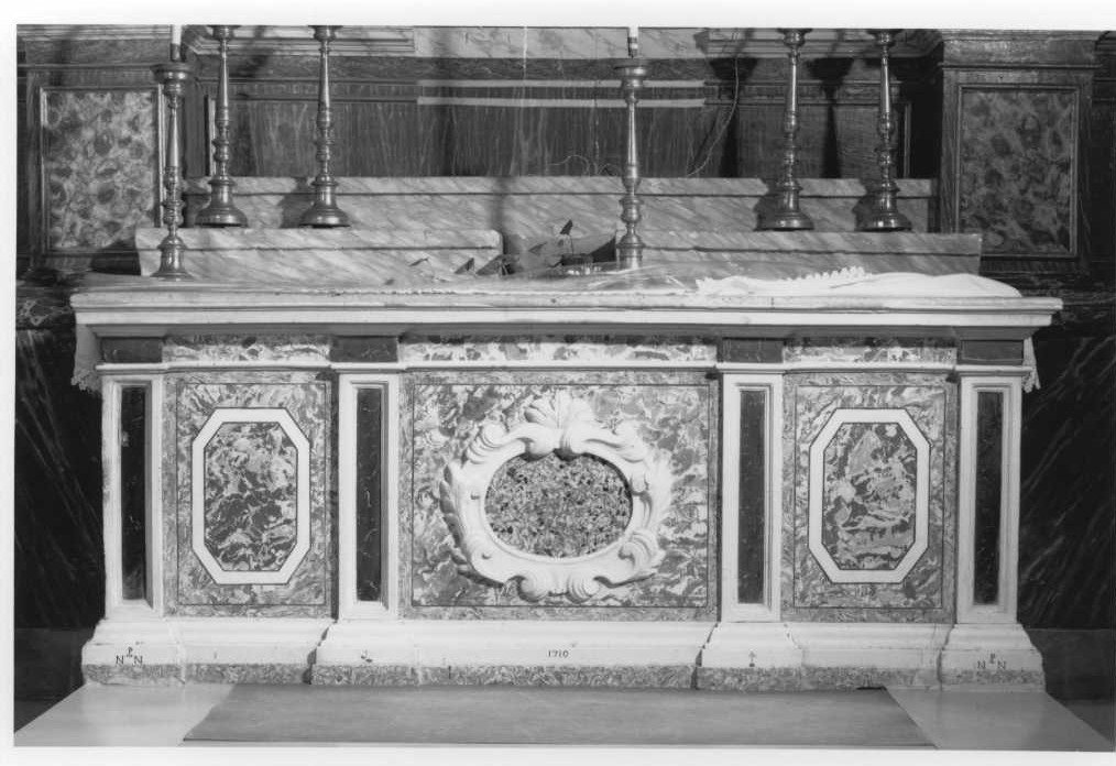 mensa d'altare - manifattura marchigiana (sec. XVIII)