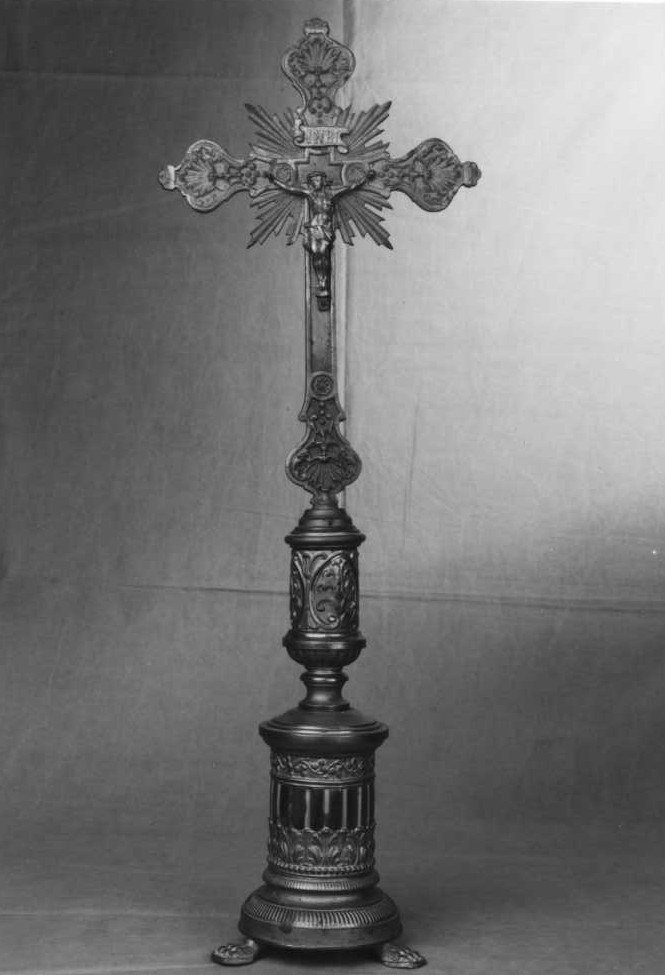croce d'altare - manifattura marchigiana (prima metà sec. XX)