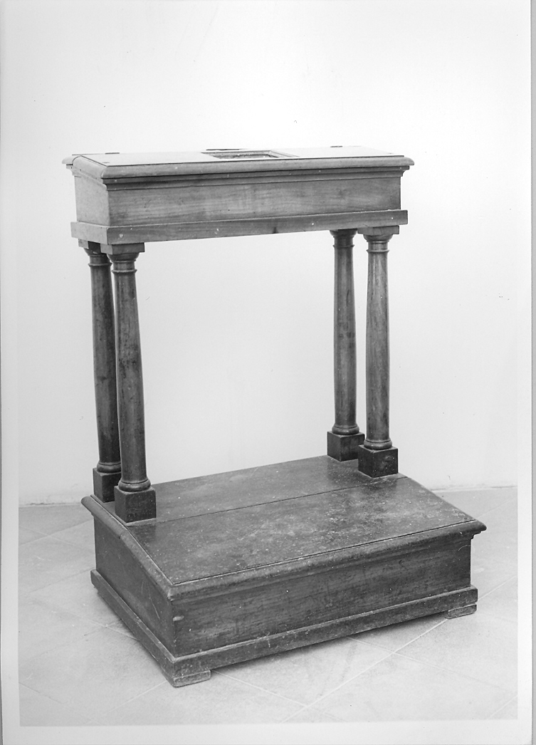 inginocchiatoio - bottega marchigiana (sec. XIX)