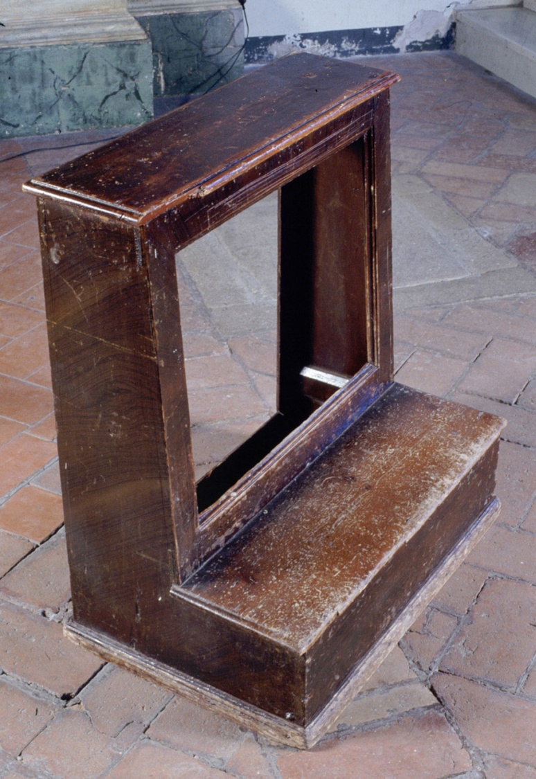 inginocchiatoio - bottega pesarese (fine/inizio secc. XIX/ XX)