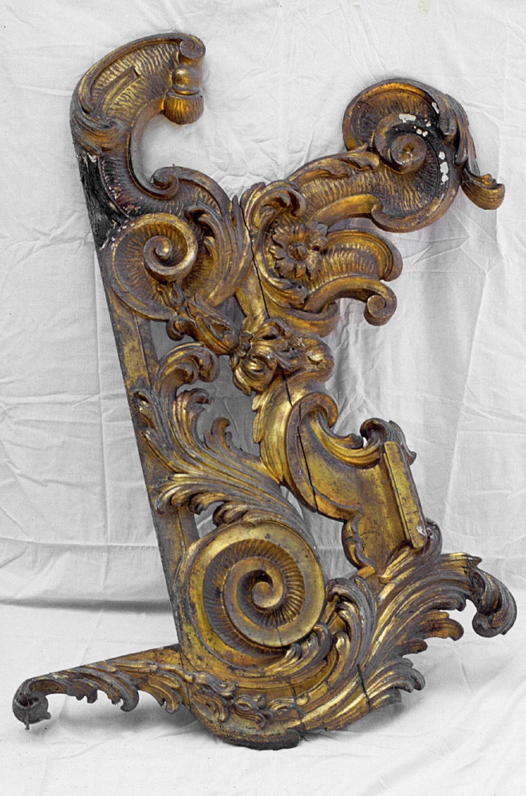 fastigio, coppia - bottega pesarese (sec. XVIII)