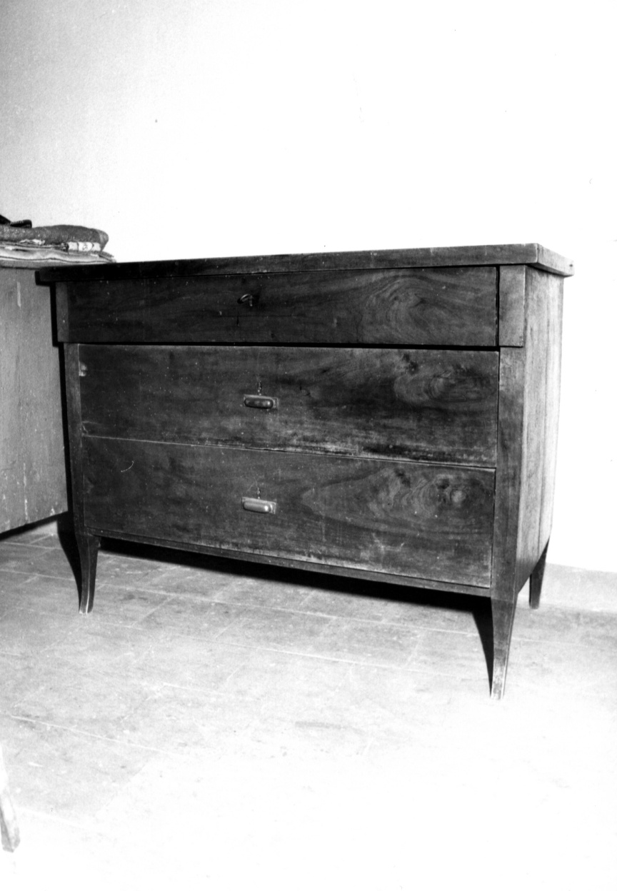 comò - bottega pesarese (fine/inizio secc. XIX/ XX)