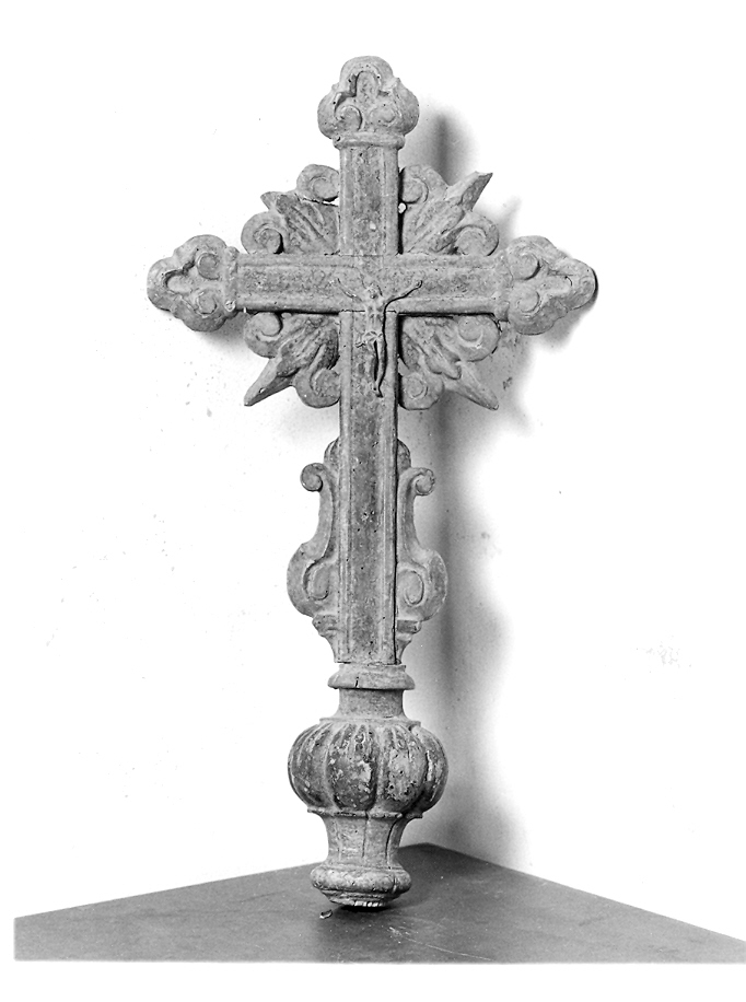 croce processionale - bottega marchigiana (metà sec. XVII)