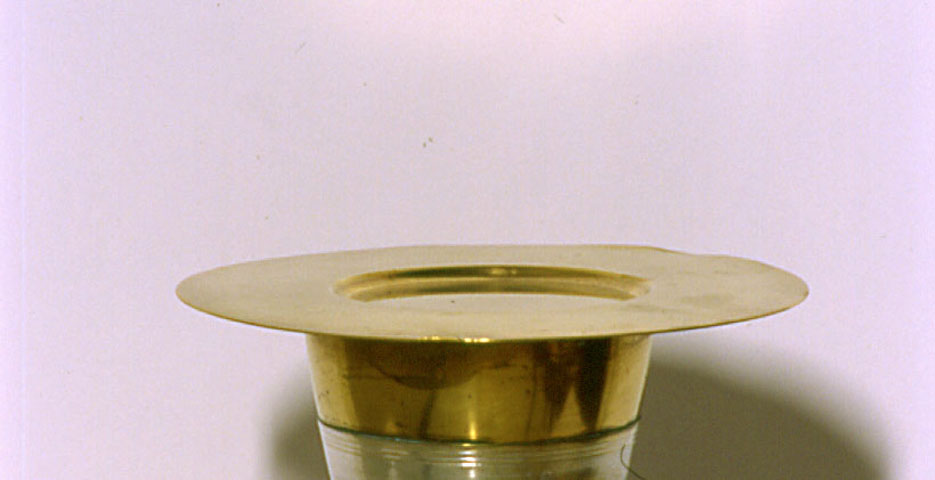 patena, elemento d'insieme - produzione marchigiana (prima metà sec. XX)