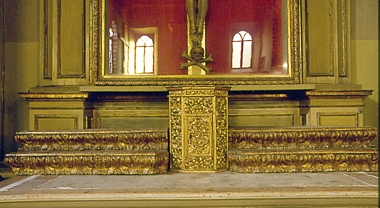 gradino d'altare - bottega marchigiana (prima metà sec. XVIII)