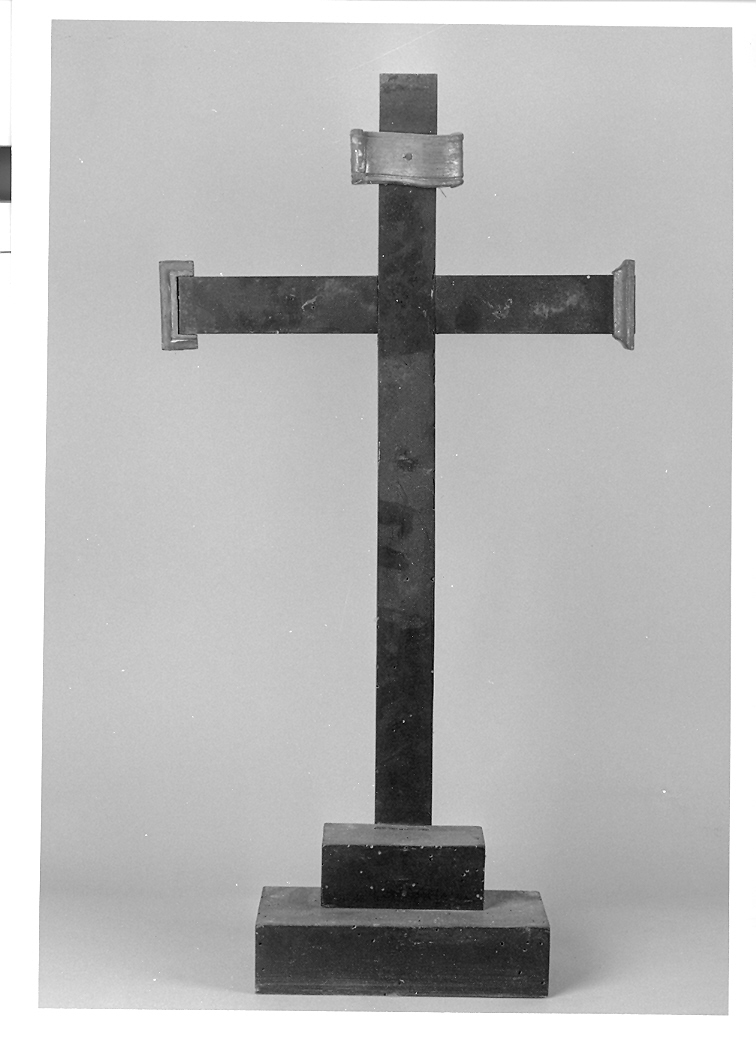 croce d'altare - manifattura marchigiana (fine/inizio secc. XIX/ XX)