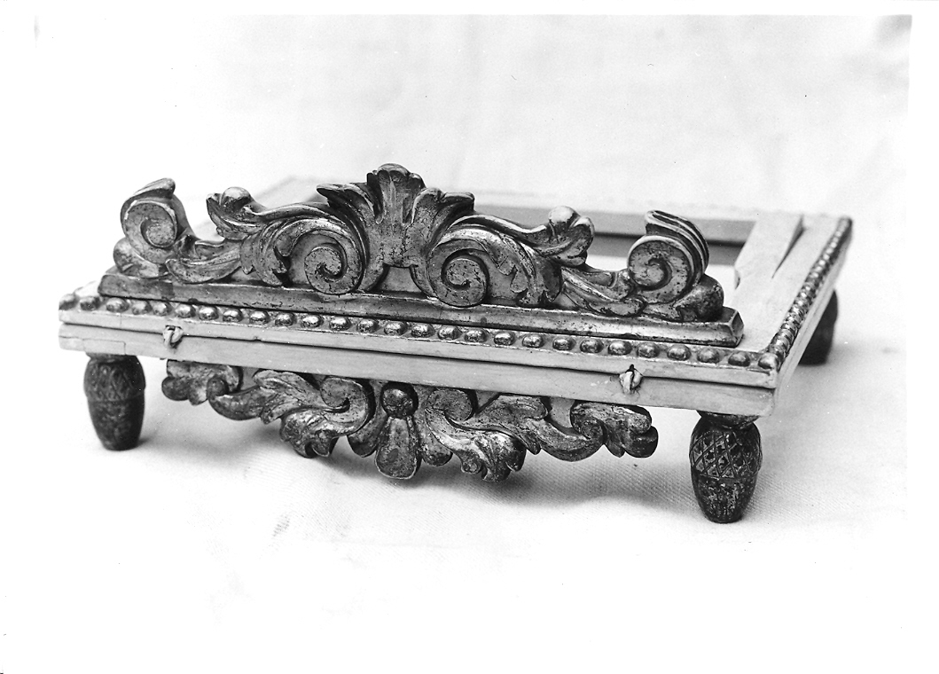 leggio d'altare, serie - bottega marchigiana (sec. XIX)