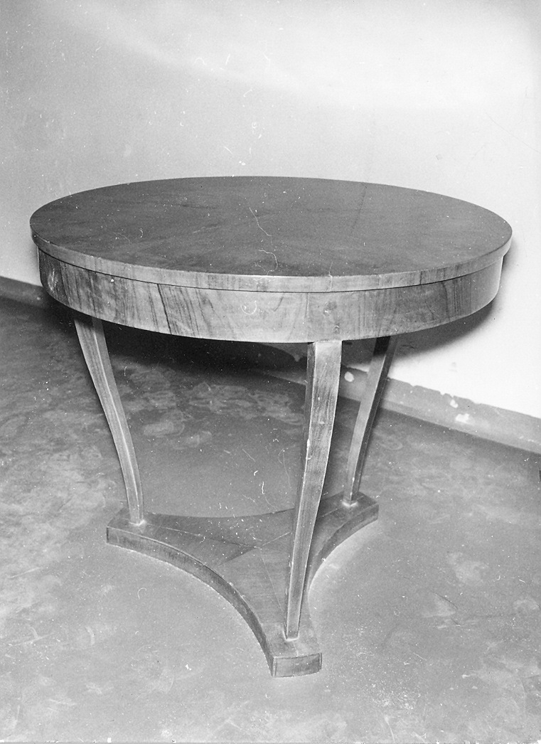 tavolo - bottega marchigiana (prima metà sec. XIX)