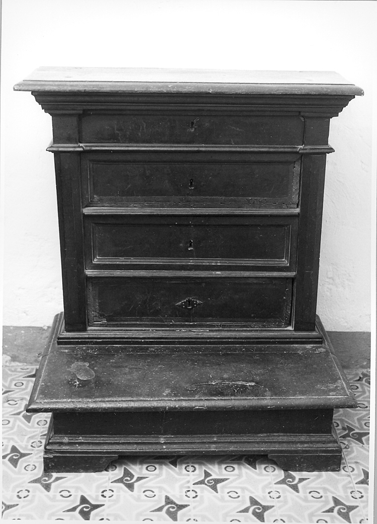 inginocchiatoio - bottega marchigiana (sec. XVII)