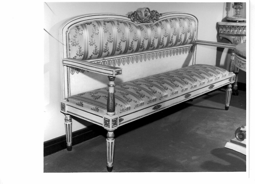 sofà - bottega marchigiana (seconda metà sec. XIX)