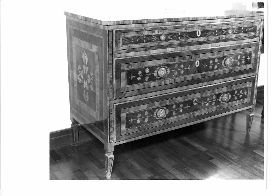 commode - bottega marchigiana (sec. XVIII)