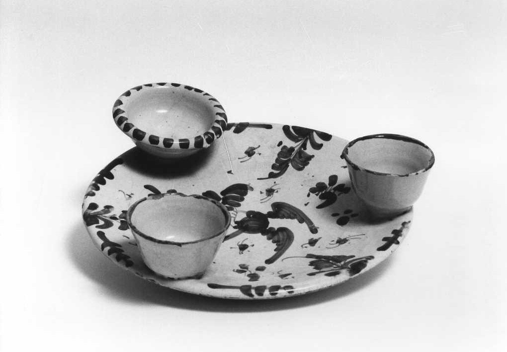 motivi decorativi (servizio di salsiere) - bottega marchigiana (sec. XVIII)