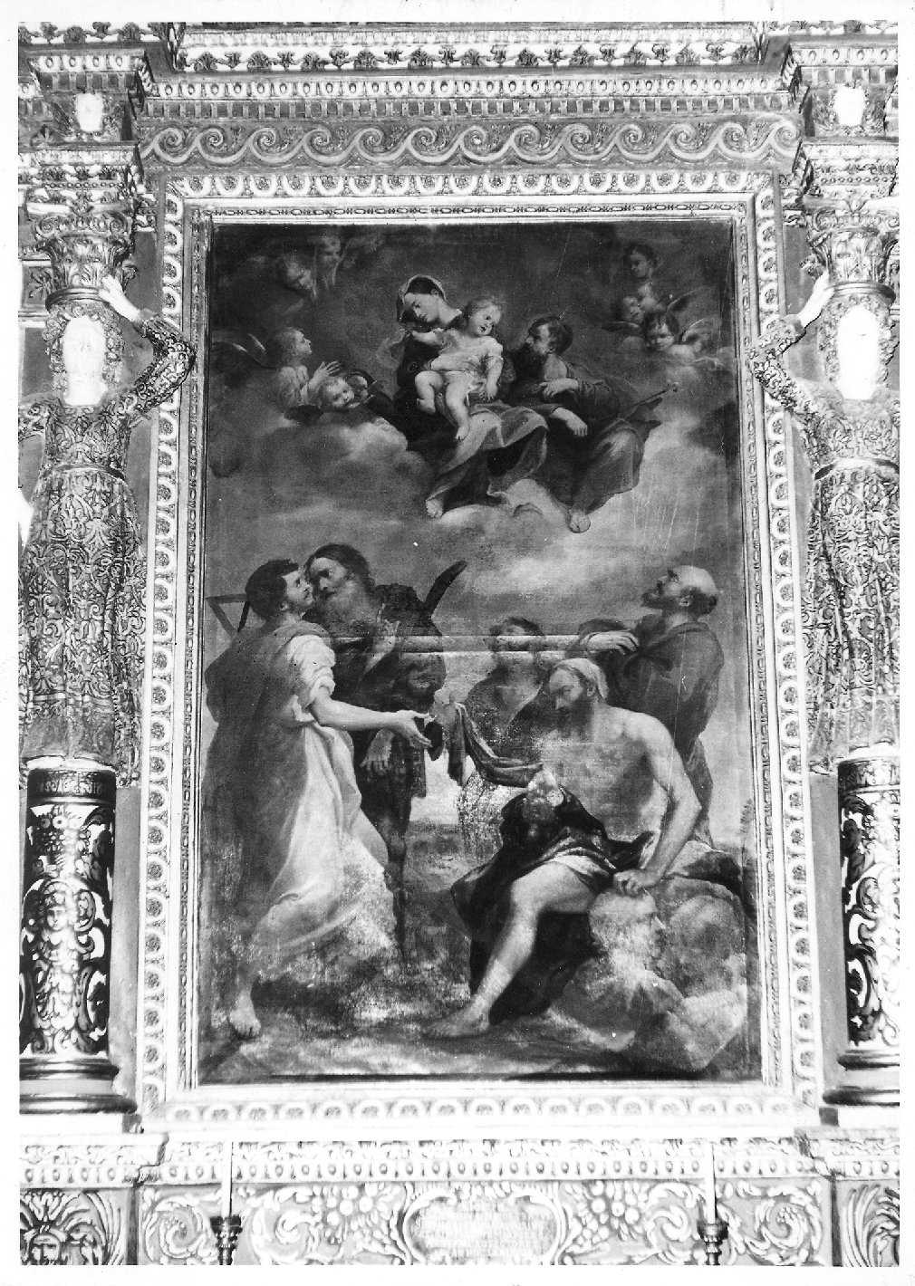Sacra Famiglia e i Santi Martiri Claudio, Nicostrato, Sinforiano, Castore e Simplicio (dipinto) di Rossi Pasquale detto Pasqualino (sec. XVII)